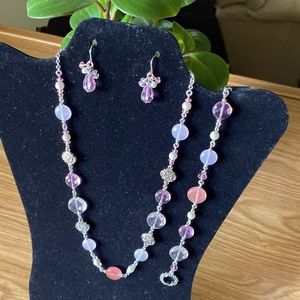 EUC Acrylic Stone/Faux Pearl Necklace/Bracelet/Earrings Set Pink